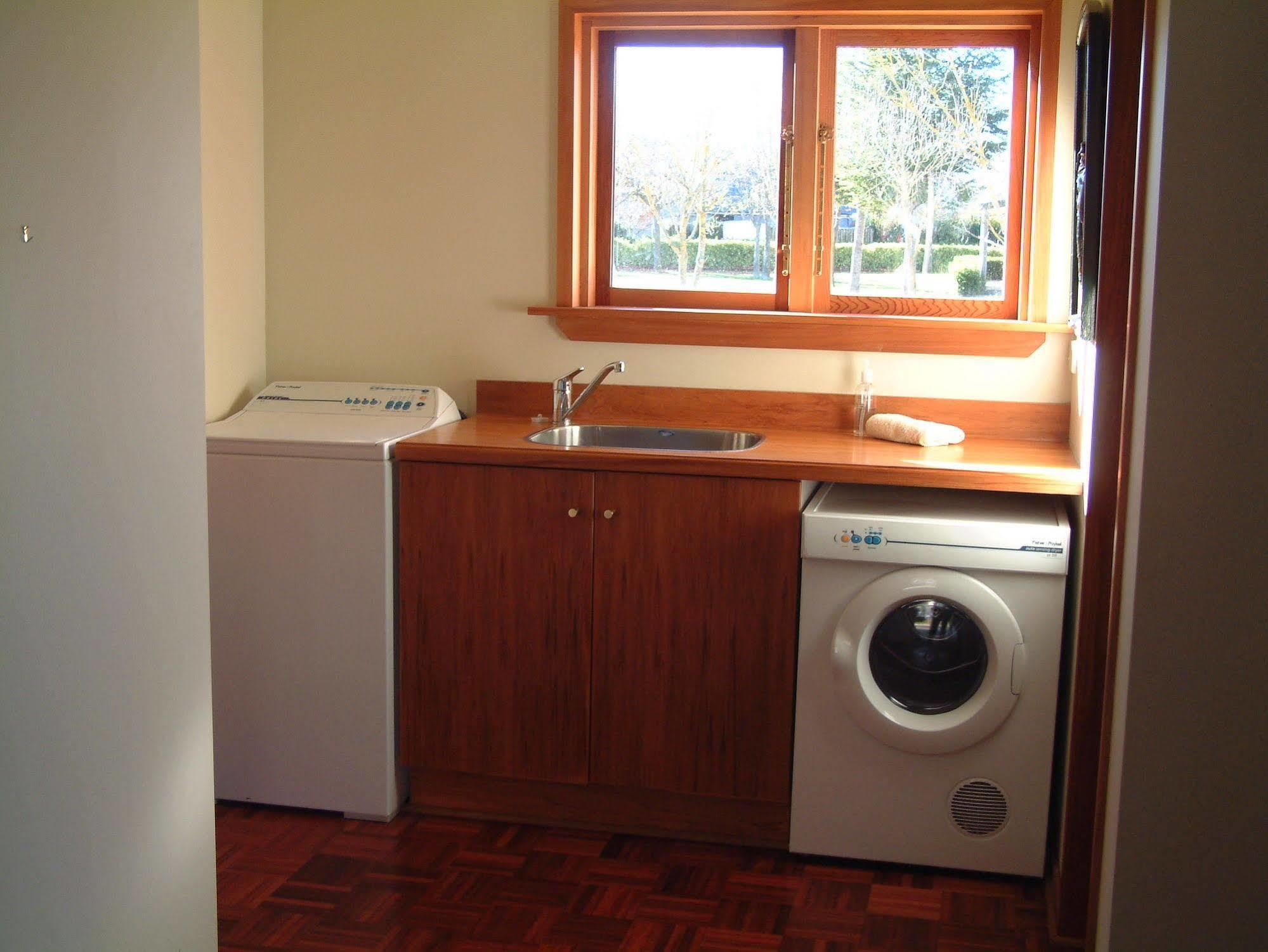 Whitestone Cottages Windwhistle Extérieur photo